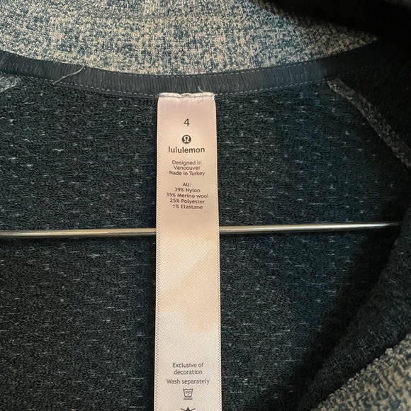 Lululemon Engineered Warmth Half-Zip | Size 4 - Picture 4 of 4